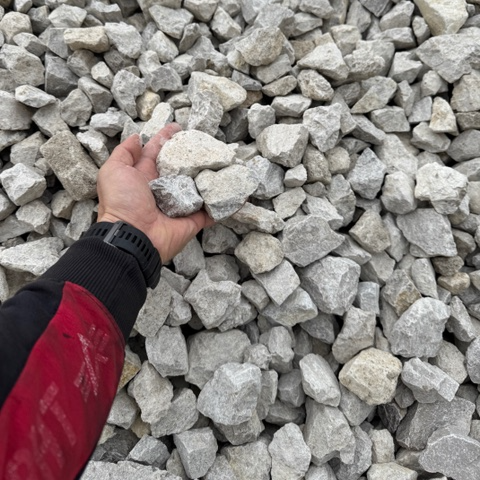 Makadám frakcia 32/63